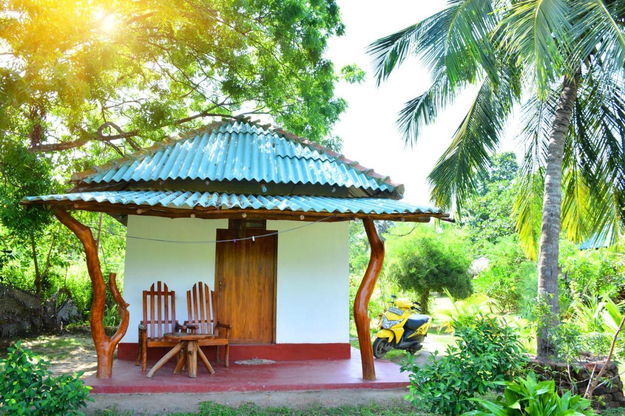 Sea sound cabana&Restaurant Tangalle Exterior foto